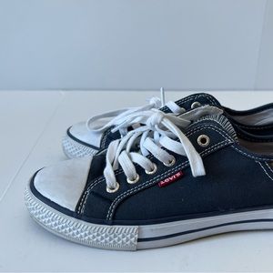 Levi’s Sneakers For Women, Color Blue, US Size 7/5.